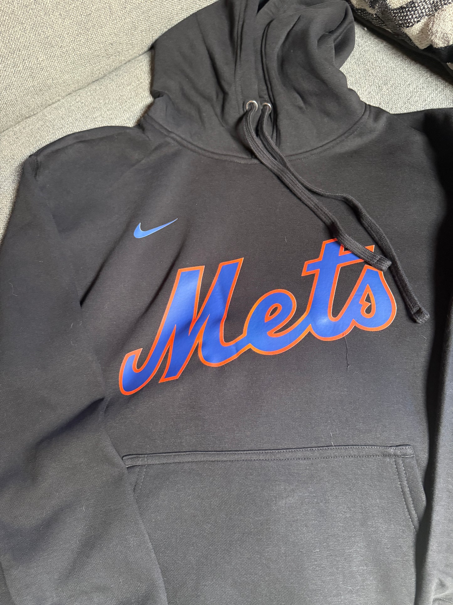Mets customize hoodies