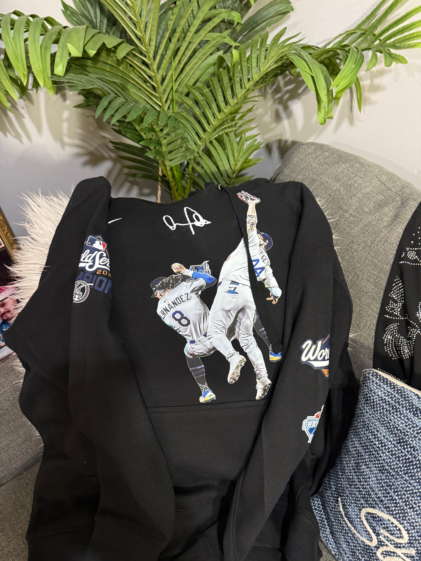 Dodgers hoodie