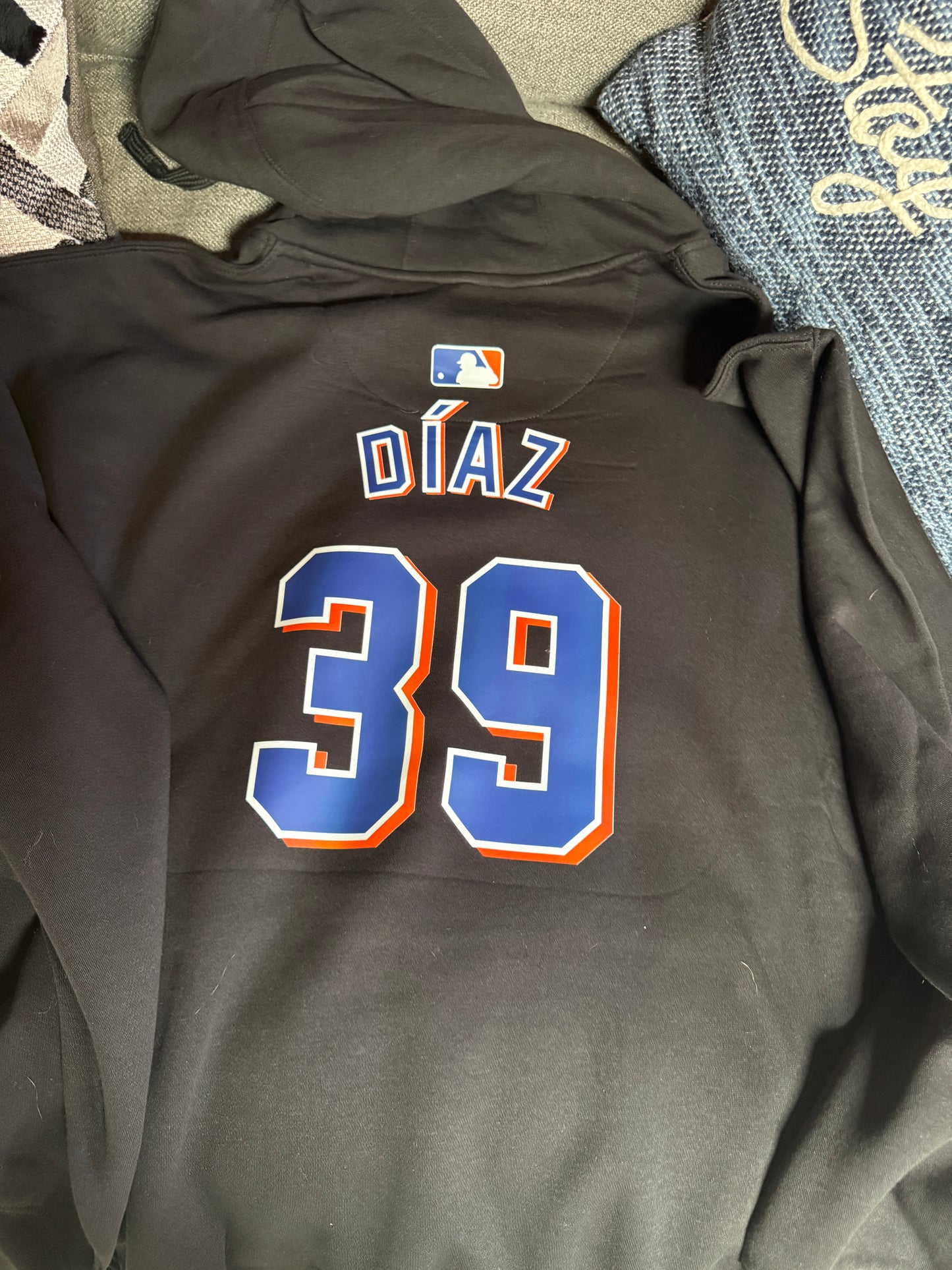 Mets customize hoodies