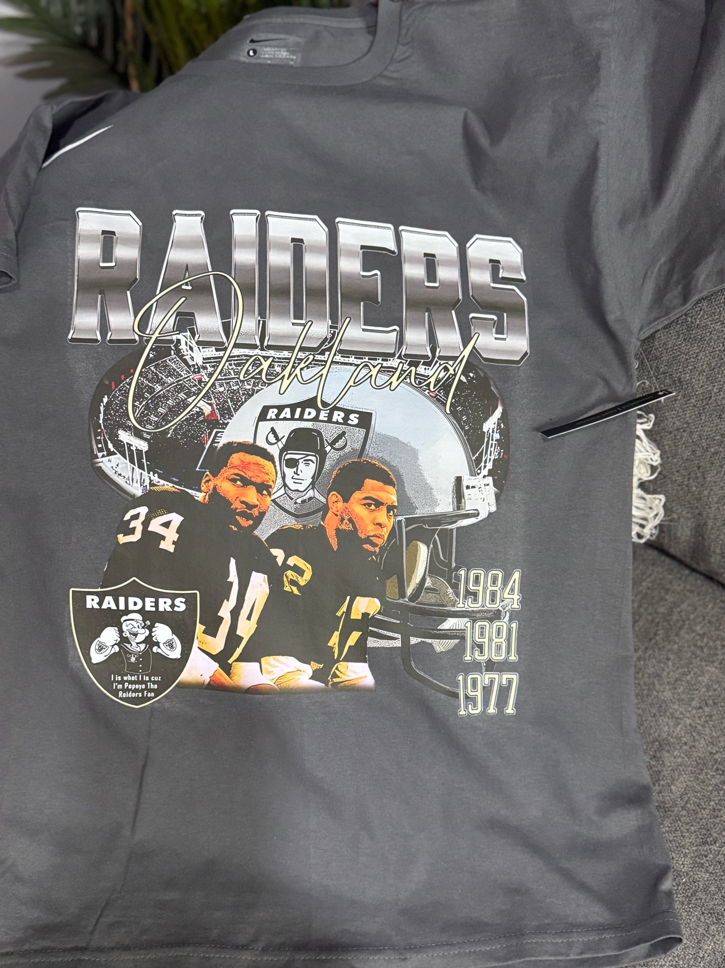Raiders t shirt